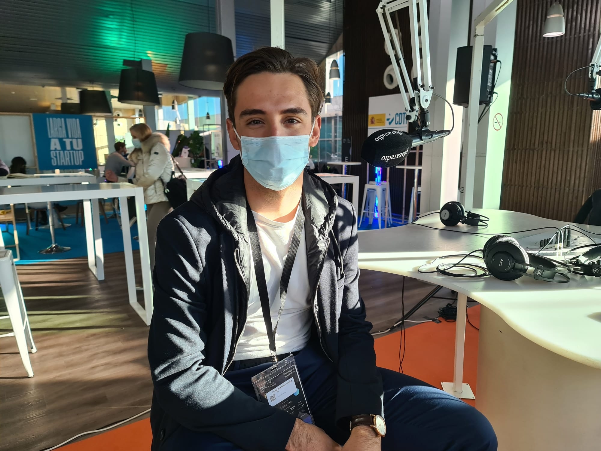 Baldosas hexagonales generadoras de energía