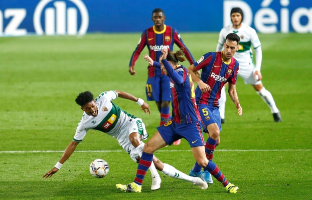 El Elche nunca ha ganado en el Nou Camp, donde acumula 46 años sin puntuar
