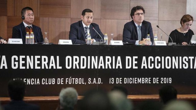 El Valencia avisa de posibles acciones legales a quien revele contenido de la Junta General de Accionistas