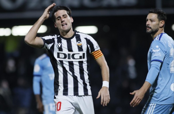 El Cartagena frustra el sueño copero del Castellón con un gol en el último minuto