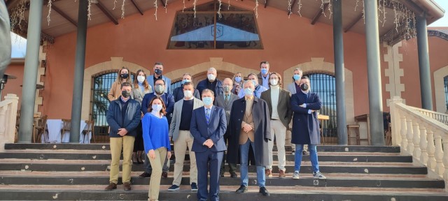 Vectalia celebra la Navidad con la prensa en la bodega Casa Sicilia de Novelda