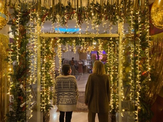 Vuelve a València el market navideño Jul Konstruktion cargado de diseño y arte valenciano

