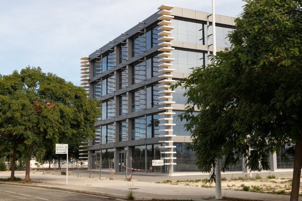 Nuevo plazo para el segundo edificio de Elche Campus Tecnológico: hasta julio, un año después de lo previsto