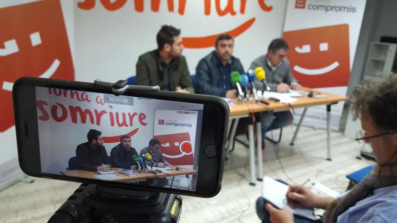 Los diputados de Compromís Gerard Fullana, José Manuel Penaval y Lluís Campos. Foto AP - 