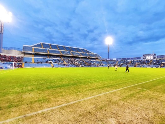 Dos empresas optan a elaborar la 'due diligence' técnica y legal del estadio Rico Pérez