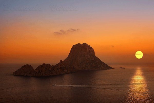 La puesta de sol, Dalt Vila y otras experiencias