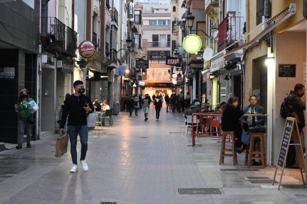 Los castellonenses, más preocupados por la economía que por la situación sanitaria 