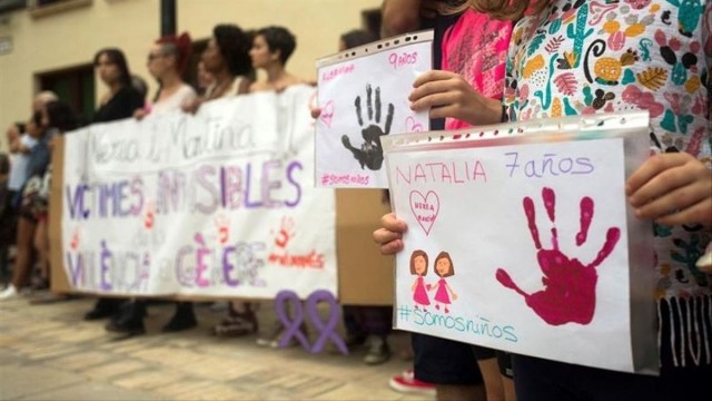 El Congreso aprueba que huérfanos de violencia machista cobren pensión tras su adopción