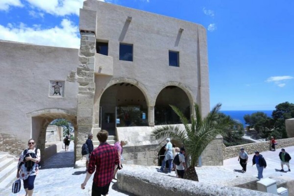 Alicante activa la cuenta atrás para que Esatur asuma la dinamización turística de Santa Bárbara 