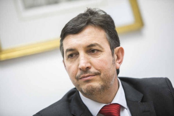La industria valenciana del metal, pesimista por los problemas de suministro y por el precio de la energía