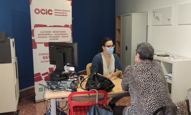 La Oficina del Consumidor de l'Horta Sud atiende 243 consultas y quejas en sus primeros tres meses
