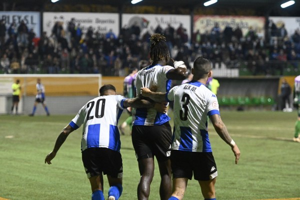A por el récord del Hércules de Lluis Planagumà... y del de Vicente Mir

