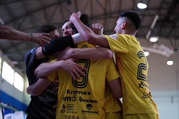 El Peñíscola impone su ley en el derbi provincial ante el Bisontes Castellón (2-6)