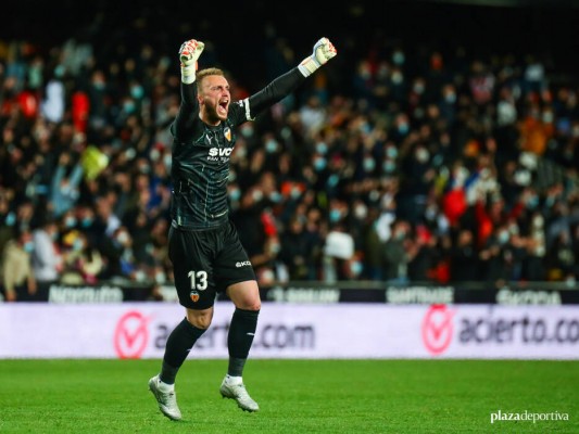 Cillessen: “Estamos peleando por ir a Europa”