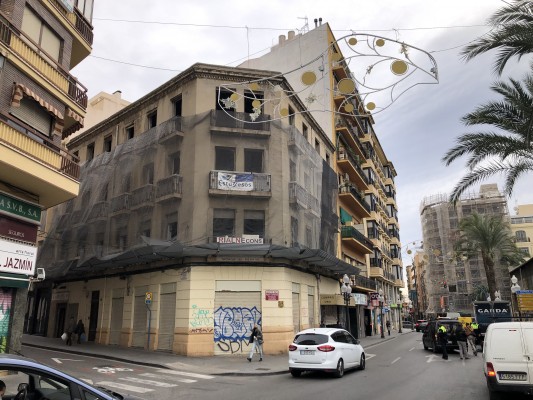 Rialnecons reforma otro edificio en Calderón y suma una cartera de 63 pisos turísticos en Alicante