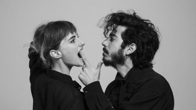 El dúo chileno-español Emilia y Pablo llega a Elche con un concierto en L'Escorxador