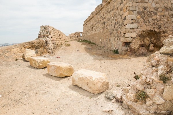 El Ayuntamiento inicia el Plan Director que marque las pautas de conservación del Castillo de los Moros