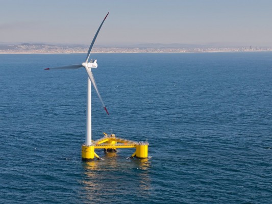 El Gobierno aprueba una hoja de ruta para hacer líder a España en eólica flotante