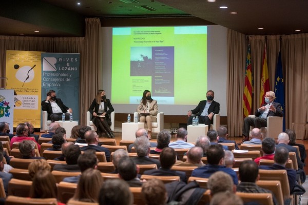 Tres líderes empresariales reivindican más influencia política para que se invierta en la Vega Baja