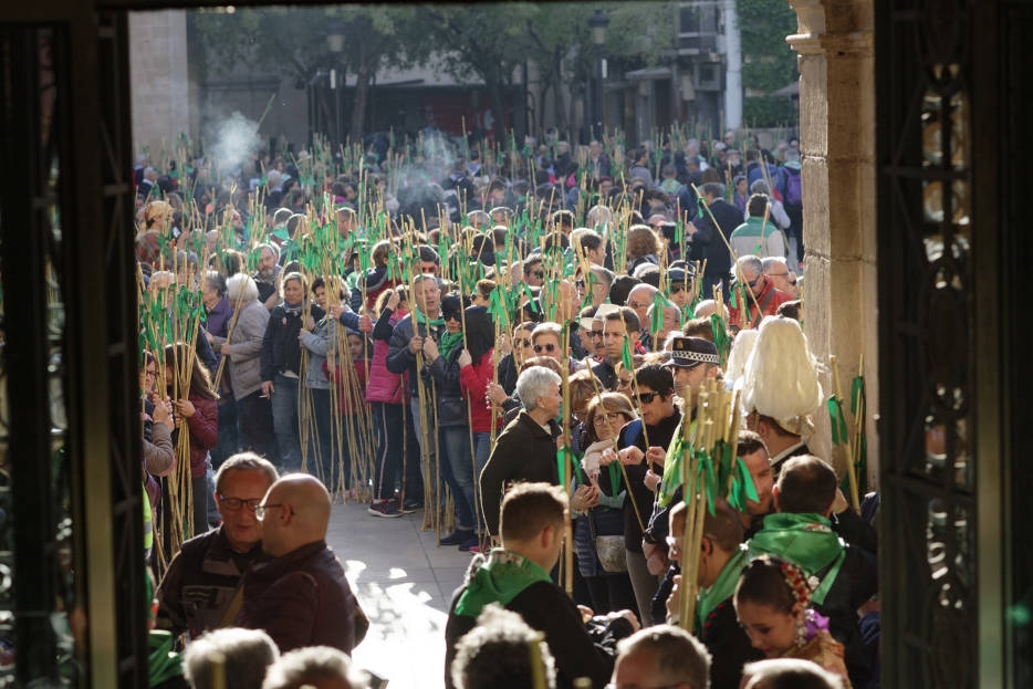 La Generalitat subvenciona con 1,3 millones actividades que promuevan la cultura popular