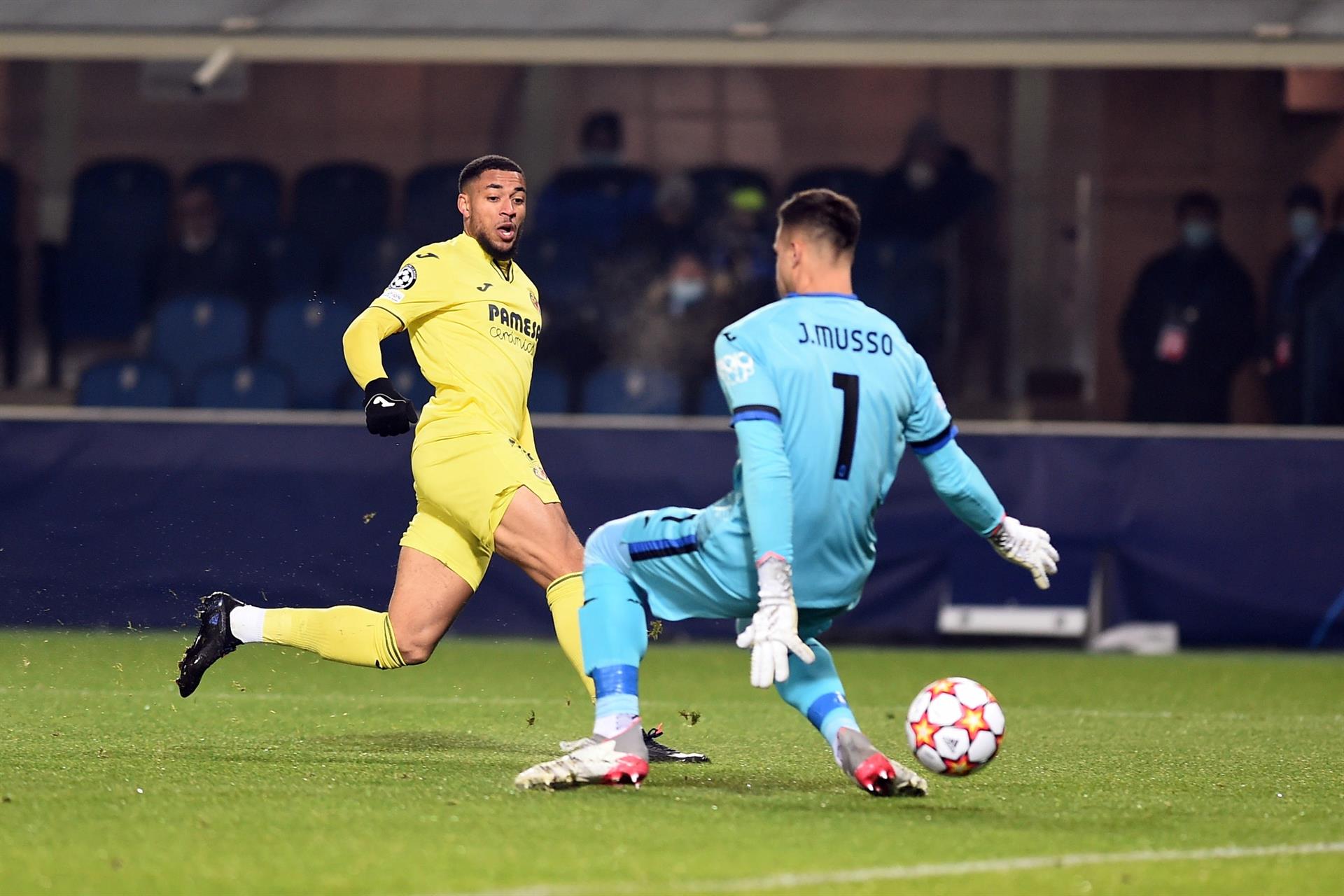 El Villarreal no se queda helado en Bérgamo y accede a los octavos de la Champions a lo grande
