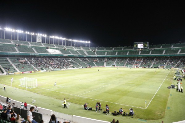 Que el Martínez Valero registre la mejor entrada de la temporada