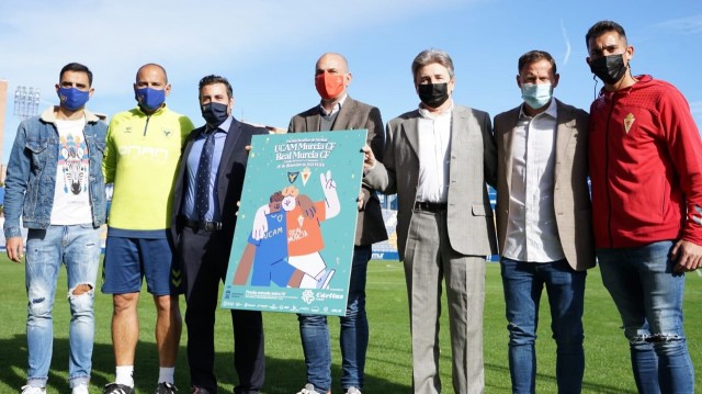 Real Murcia y UCAM CF disputarán un partido navideño a favor de Cáritas