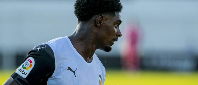 Thierry vuelve al grupo pero no completa el entrenamiento en Paterna 
