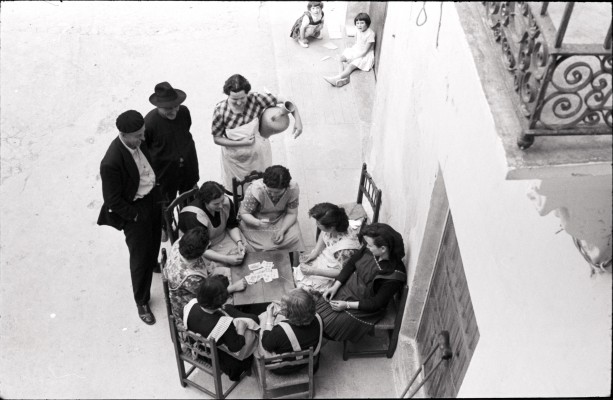 Las constelaciones del archivo fotográfico de L'ETNO

