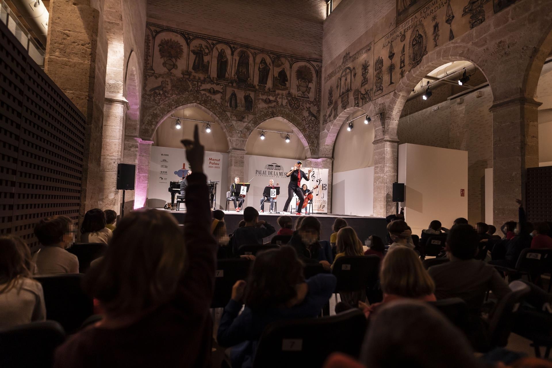 L'Almodí acoge música, títeres y teatro por Navidad