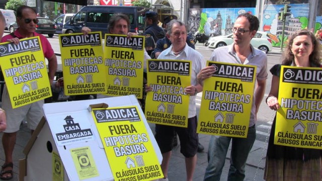 La Audiencia de Castellón suspende los recursos contras las ejecuciones por las cláusulas suelo