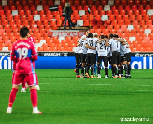 El Valencia ha ganado en las tres visitas del Elche en este siglo
