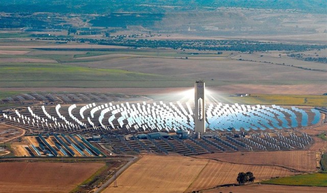 Abengoa construirá una planta de cogeneración en Abu Dhabi