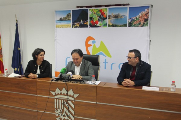 Invat·tur implanta en Finestrat una herramienta para su

conversión en Destino Turístico Inteligente