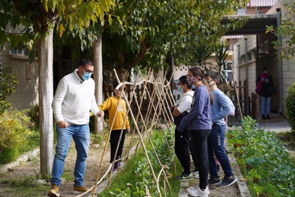 Educación amplía el número de centros que participan este curso en el programa 'Huertos escolares'