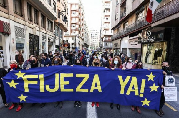 Lo de los interinos