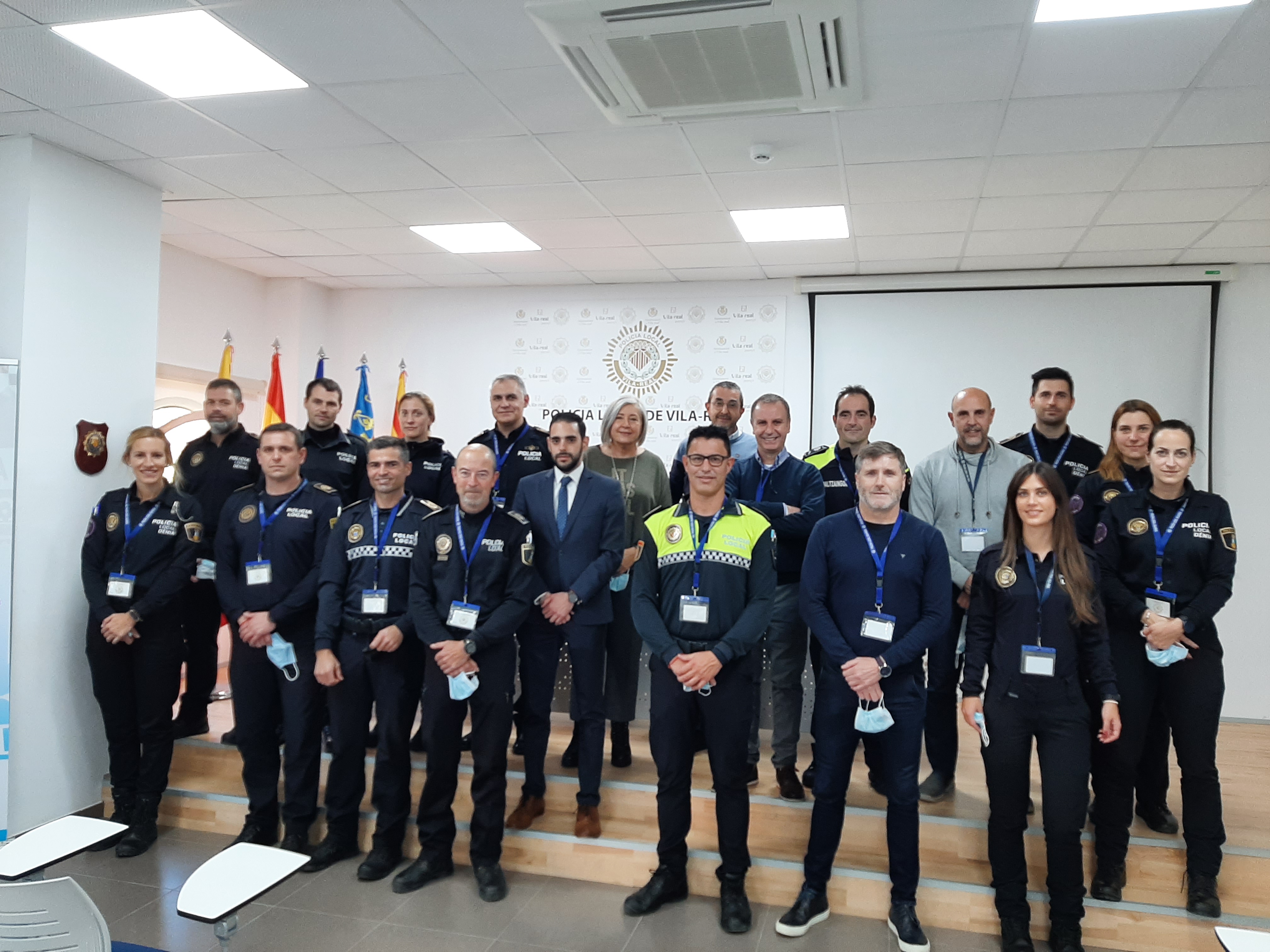 Técnicas de filosofía y pedagogía para mediar en los conflictos: así se forma la Policía Local