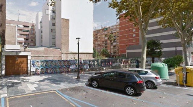 Urbincasa adquiere el solar frente al hotel Alfonso XIII para construir un edificio residencial de 9 plantas
