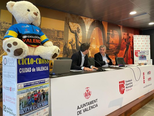València reúne a los mejores ciclistas nacionales 
en el XXIV Ciclocross Ciudad de València
