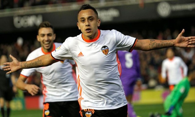 Zaza y Orellana siguen dando motivos para seguir en el VCF la próxima temporada
