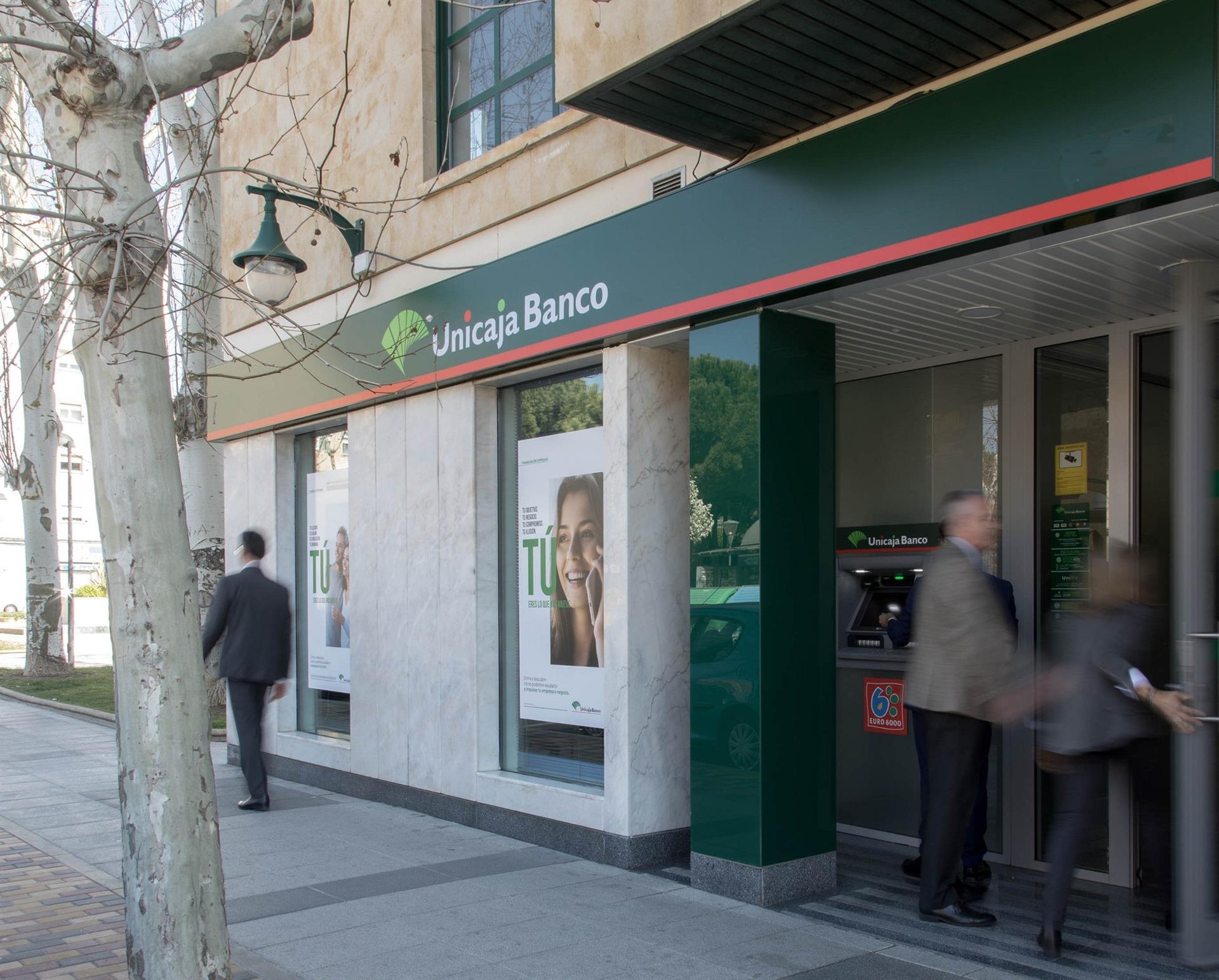 Unicaja Banco y la mayoría de sindicatos llegan a un preacuerdo sobre el ERE