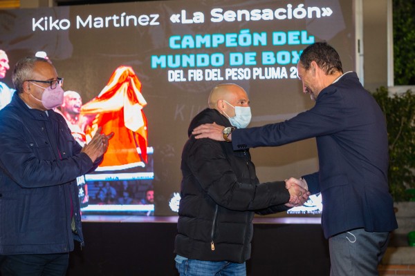 El campeón mundial Kiko Martínez dará nombre a una calle en Torrellano
