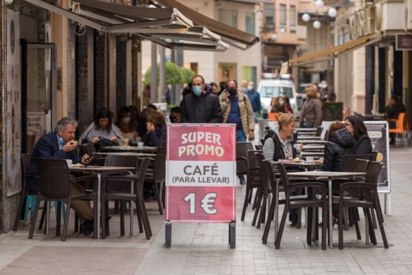 Elche apuesta finalmente por los bonos para el pequeño comercio: financiará el 50% de cada compra