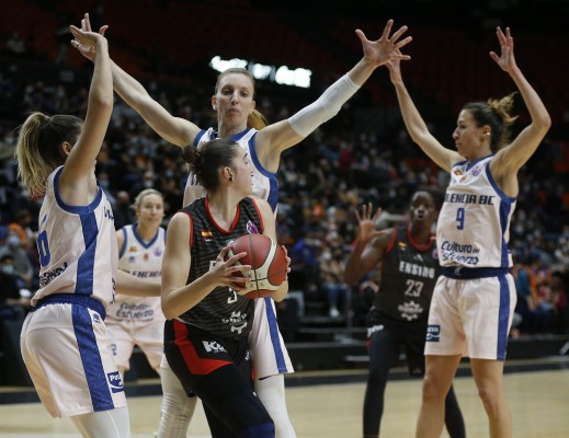 Valencia Basket remonta para sostener su pleno de triunfos