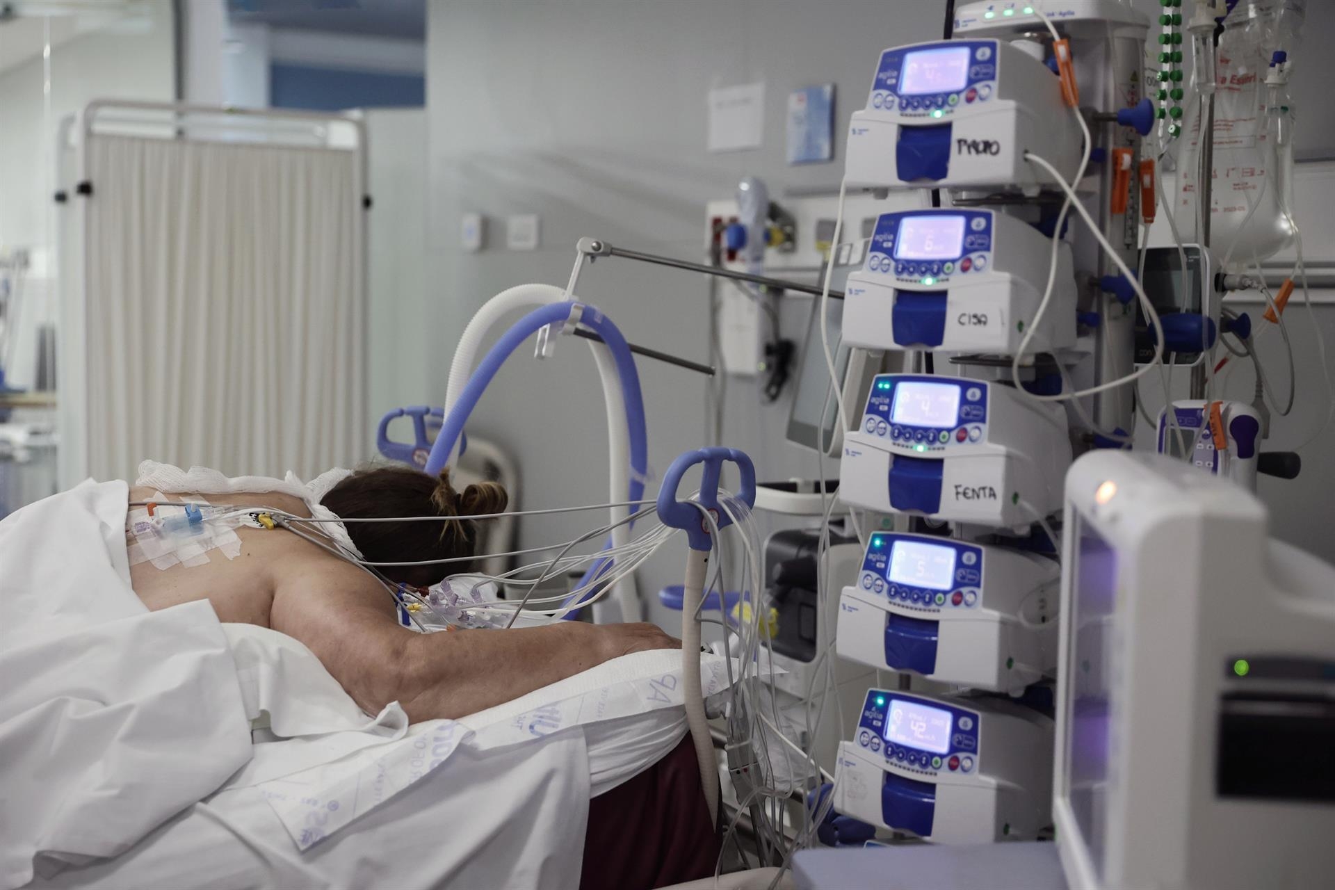 Los contagios sigue en aumento en Alicante con otros 514 casos: récord tras las vacunaciones