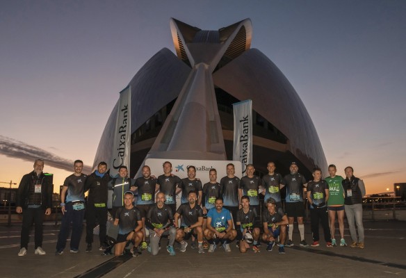 Caixabank se divierte en el Maratón Valencia