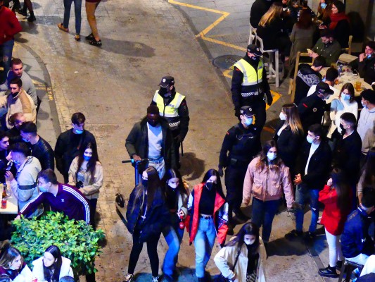 Los sindicatos de la policía denuncian la ampliación de horas extra hasta el 31 de diciembre sin negociación previa