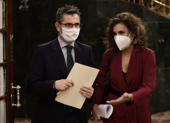 El Congreso aprueba este jueves la ley de interinos que evita oposiciones en plazas con 5 años de provisionalidad