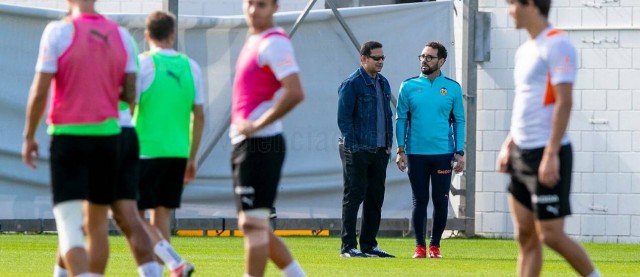 El Valencia CF solicitará el cambio de horario de nochevieja o del derbi