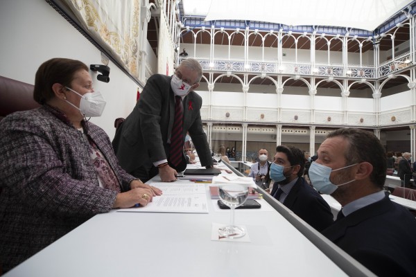 La Asamblea votará este jueves la retirada del Estatuto tras la reforma exprés del Reglamento